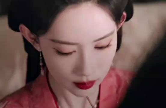 浙商证券证交所 孟子义黑长直花絮上热搜，素颜翻剧本意外走红的真实魅力